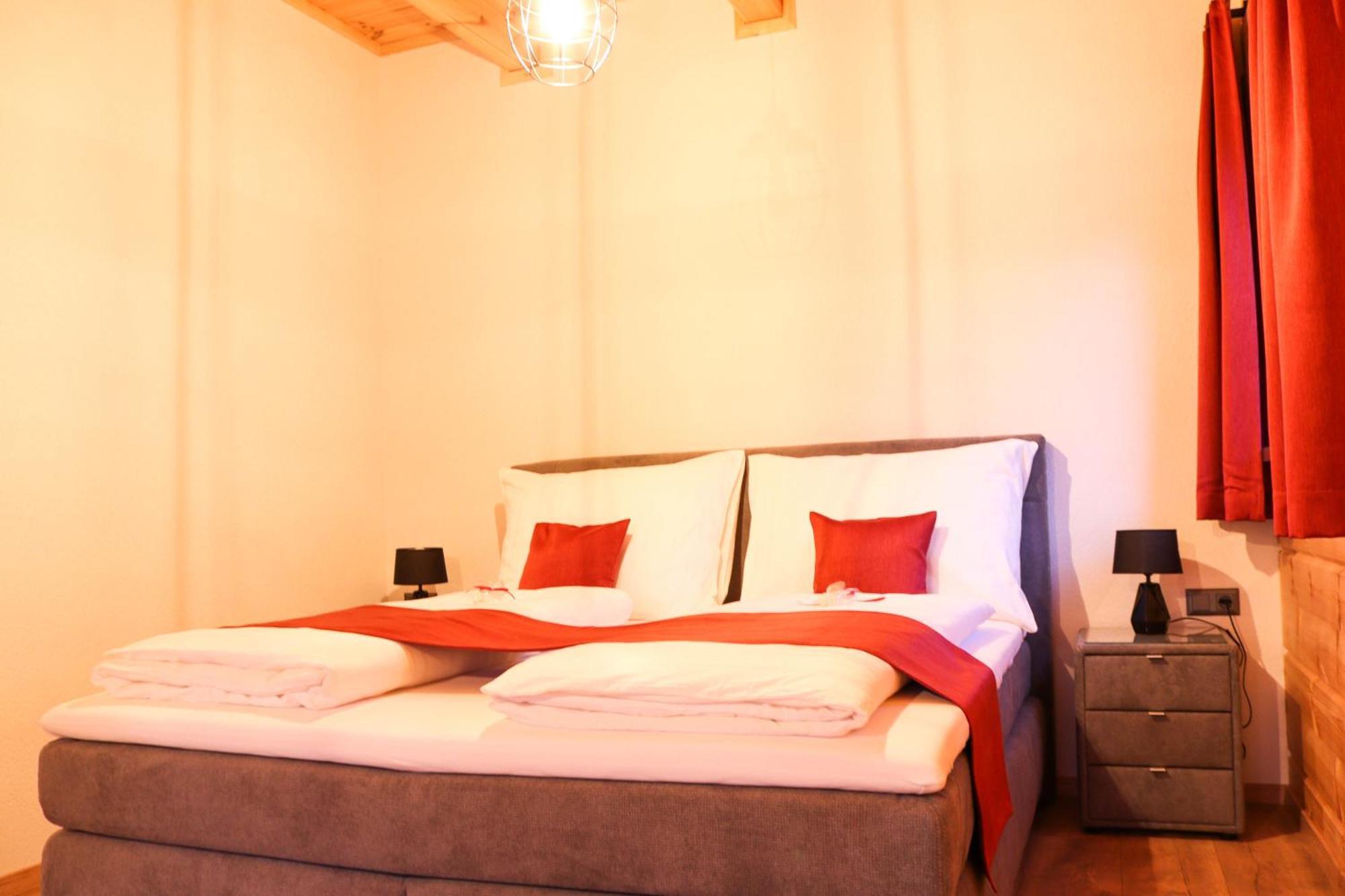 Wood Apartments 4 Jahreszeiten Landl  Екстериор снимка